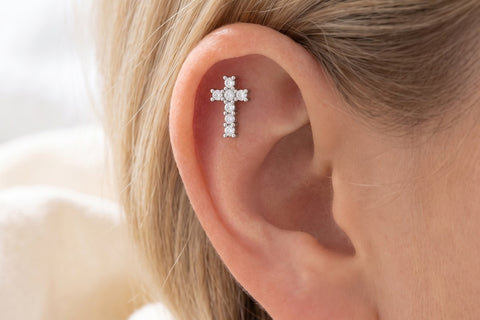 Piercing Croix