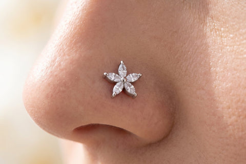 Piercing Nez Fleur