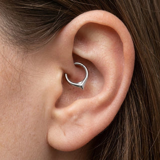 Titanium Ring Teardrop Clicker