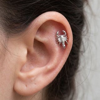 Titanium Labret Scorpion Internally Threaded