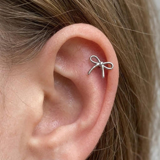 Titanium Labret Bow Internally Threaded
